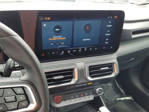 Used 2024 Ford Mustang GT Premium image 13