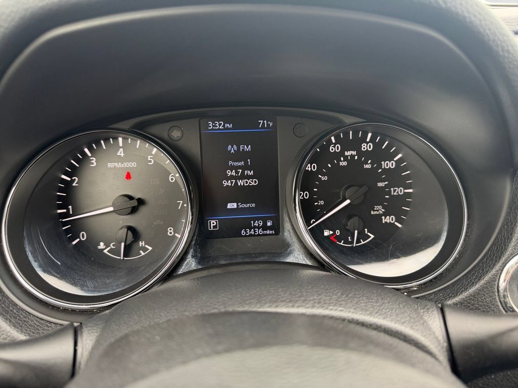 Used 2020 Nissan Rogue SV AWD/4WD image 19