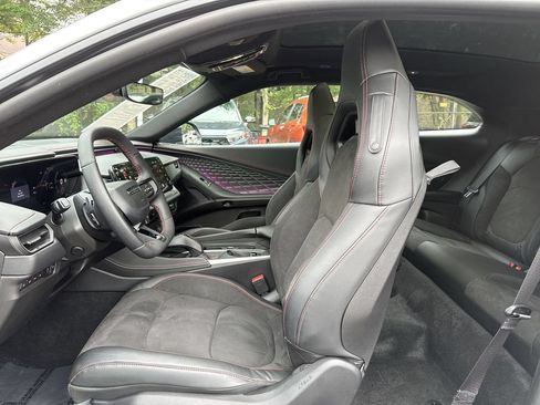 Used 2024 Dodge Charger Daytona Scat Pack w/ Plus Group AWD/4WD image 13