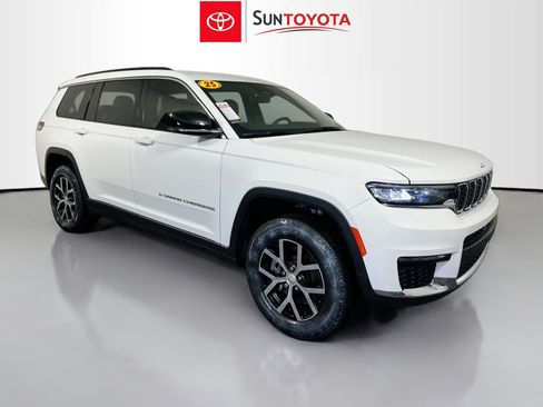 Used 2025 Jeep Grand Cherokee L Limited w/ Trailer Tow Package RWD image 1