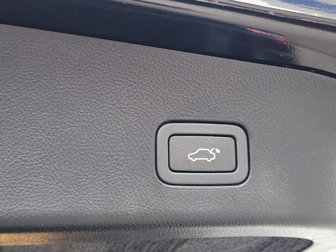 Used 2013 Land Rover Range Rover Sport HSE LUX image 34