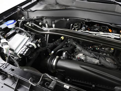 Used 2025 Ford Explorer ST-Line image 22