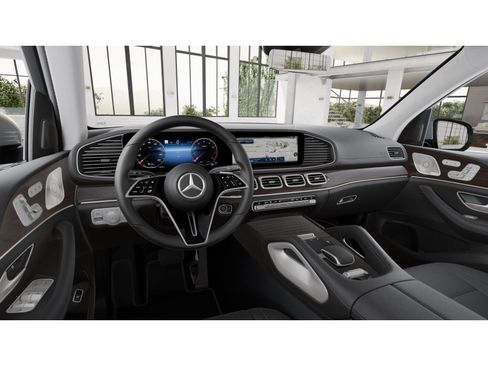 New 2026 Mercedes-Benz GLS 450 4MATIC image 3