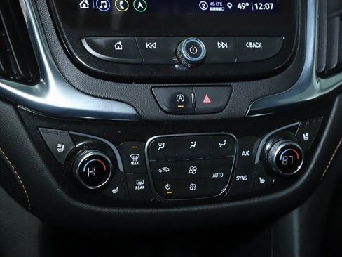 Used 2023 Chevrolet Equinox Premier image 28