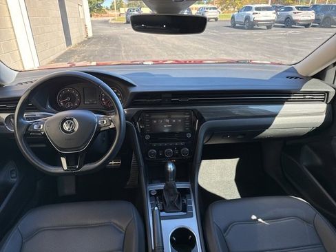 Used 2020 Volkswagen Passat 2.0T R-Line image 17