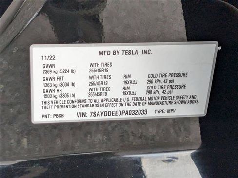 Used 2023 Tesla Model Y Long Range image 26