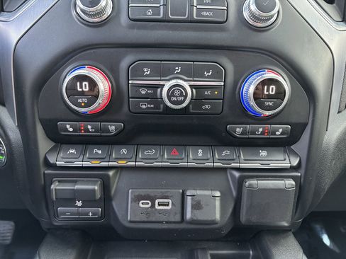 Used 2020 GMC Sierra 1500 SLT w/ SLT Premium Plus Package image 35