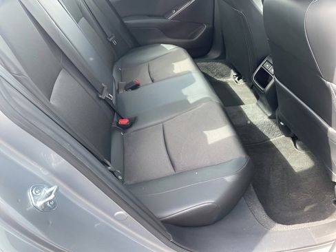 Used 2021 Honda Accord Sport image 9