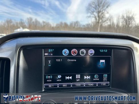 Used 2018 Chevrolet Silverado 1500 LT w/ All Star Edition image 27