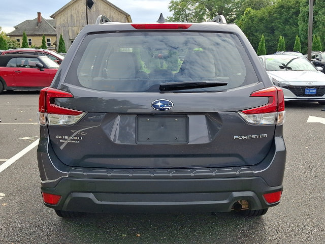 Used 2023 Subaru Forester AWD/4WD image 5