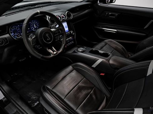 Used 2022 Ford Mustang Shelby GT500 w/ Technology Package image 40