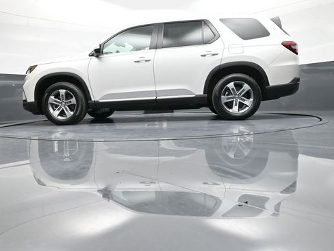 Used 2023 Honda Pilot EX-L image 34