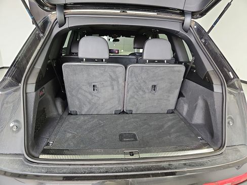 Used 2019 Audi Q7 3.0T Premium AWD/4WD image 12