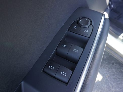 New 2025 GMC Acadia Elevation image 16