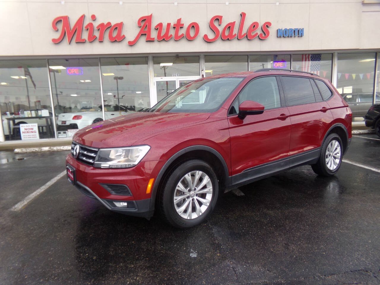 Used 2018 Volkswagen Tiguan S FWD image 1