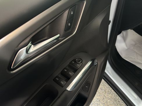 New 2026 Chevrolet Traverse LT w/ Sun and Wheel Package image 29