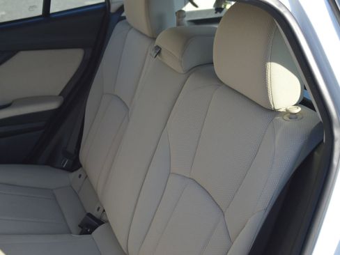 Used 2019 Subaru Impreza 2.0i Premium image 22