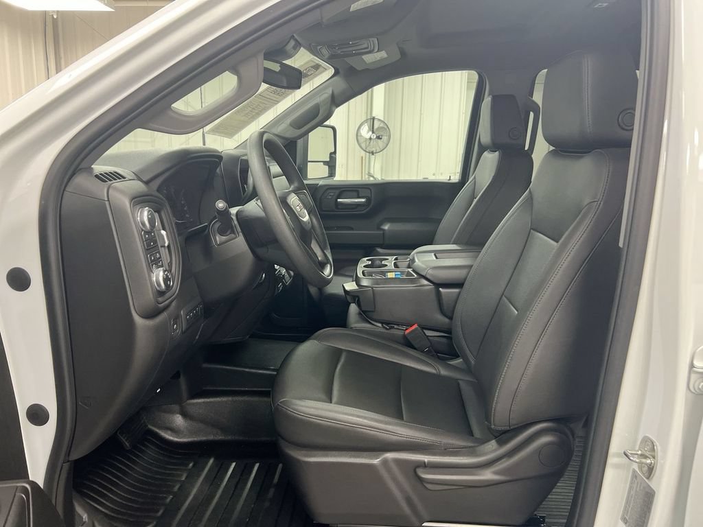 Used 2024 GMC Sierra 2500 Pro w/ Convenience Package AWD/4WD image 19