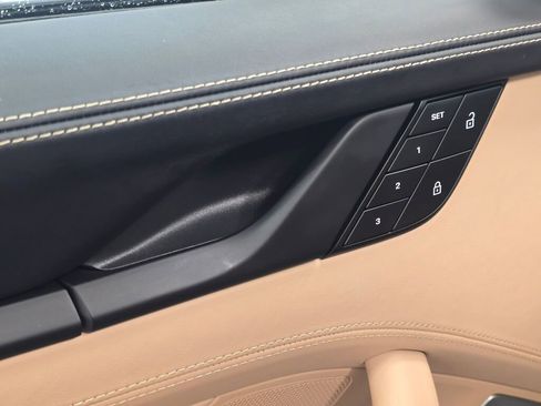 Certified 2024 Porsche 911 Carrera GTS image 33