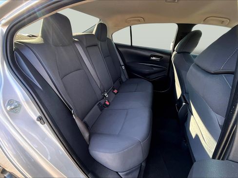 Used 2020 Toyota Corolla LE image 23