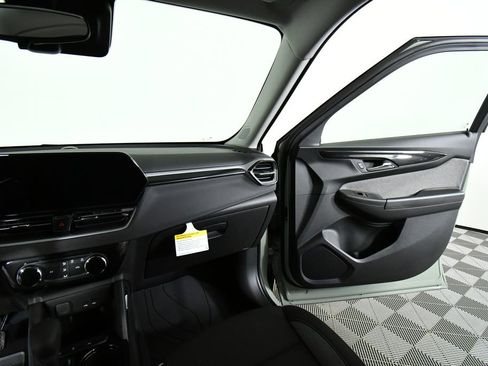 New 2026 Chevrolet TrailBlazer LT image 20