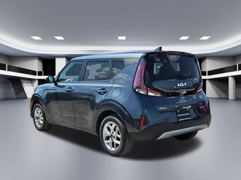 Certified 2024 Kia Soul LX w/ Option Group 015 FWD image 4