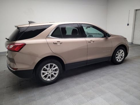 Used 2018 Chevrolet Equinox LT FWD image 10