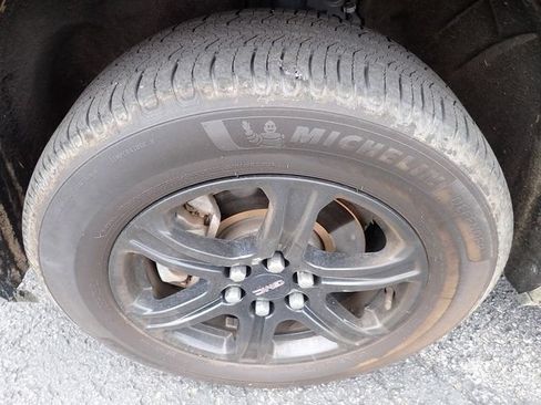 Used 2020 GMC Acadia AT4 AWD/4WD image 10