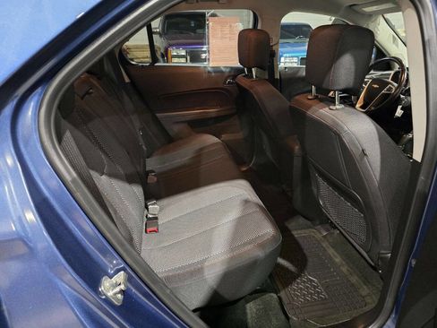 Used 2017 Chevrolet Equinox LT w/ Convenience Package image 28