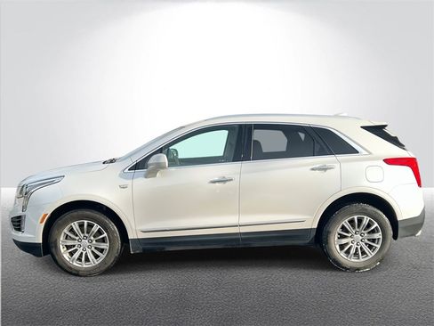 Used 2018 Cadillac XT5 Luxury w/ Driver Awareness Package image 3