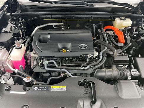 Used 2025 Toyota Crown XLE image 13