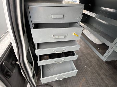 Used 2018 Chevrolet Express 3500 Extended w/ Driver Convenience Package RWD image 15