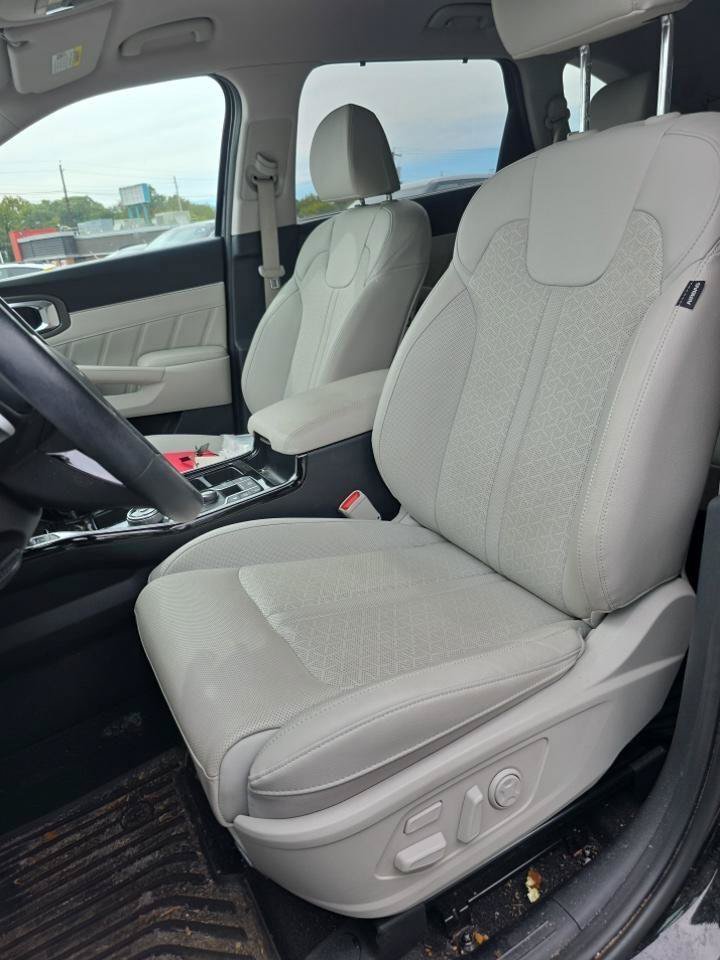Used 2023 Kia Sorento SX Prestige AWD/4WD image 6