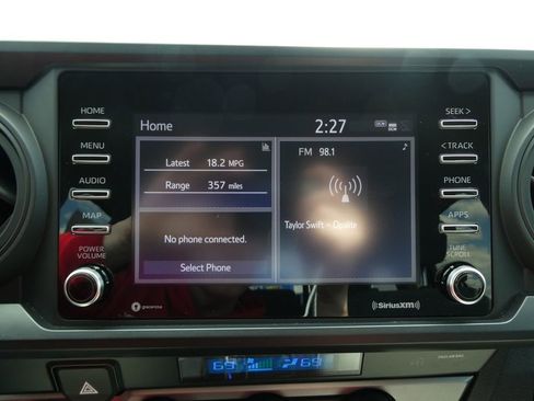 Used 2023 Toyota Tacoma SR AWD/4WD image 17