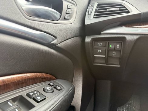 Used 2018 Acura MDX w/ Technology Package AWD/4WD image 21