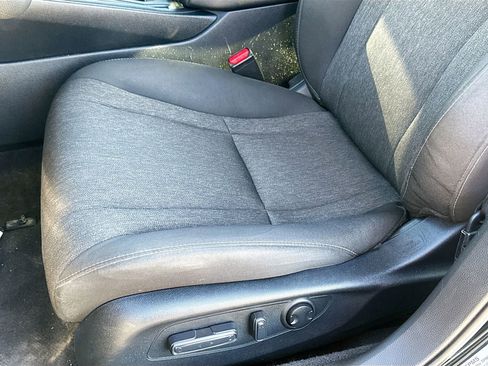 Used 2024 Honda Accord EX image 18