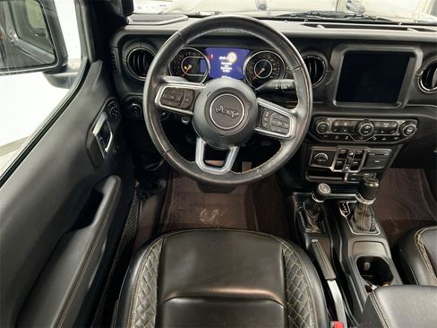 Used 2021 Jeep Gladiator Overland image 20