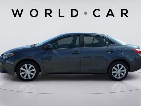 Used 2015 Toyota Corolla LE image 6