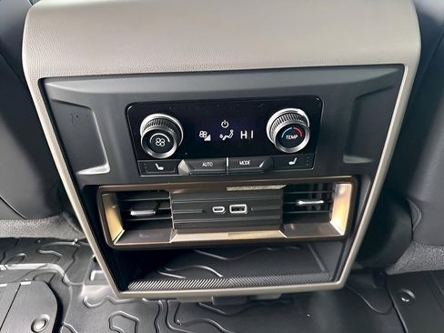 New 2025 GMC Hummer EV 3X w/ LPO, Illumination Package AWD/4WD image 23
