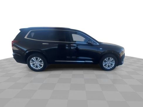 Used 2024 Cadillac XT6 Luxury FWD image 9