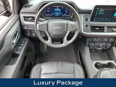 Used 2024 Chevrolet Suburban RST w/ Luxury Package AWD/4WD image 3