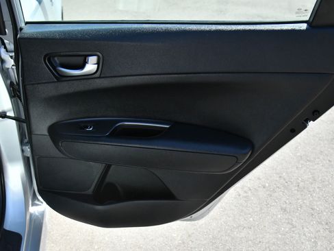 Used 2020 Kia Optima LX FWD image 34