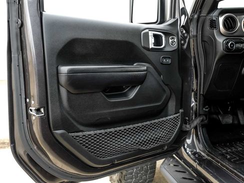 Used 2020 Jeep Wrangler Unlimited Sport S image 44