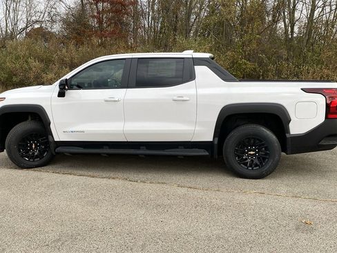 New 2024 Chevrolet Silverado EV W/T image 6