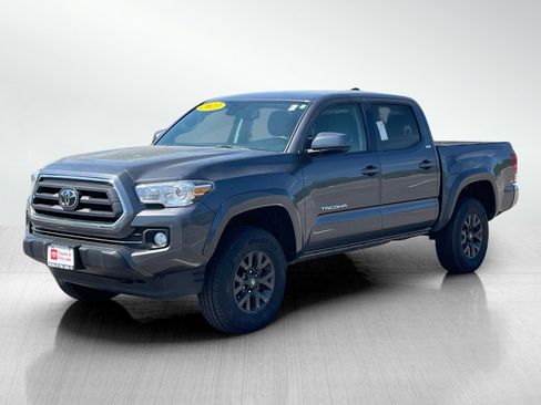 Used 2023 Toyota Tacoma SR5 AWD/4WD image 3