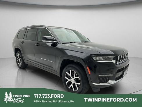 Used 2023 Jeep Grand Cherokee L Limited AWD/4WD image 1