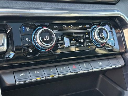 Used 2024 GMC Sierra 1500 Denali w/ Denali Reserve Package image 39