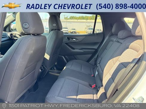 Certified 2026 Chevrolet Equinox LT FWD image 12
