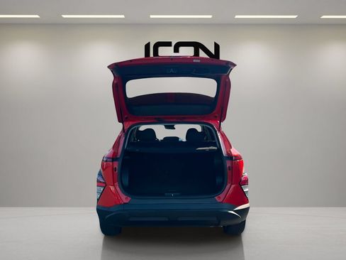 Used 2025 Hyundai Kona SEL AWD/4WD image 23