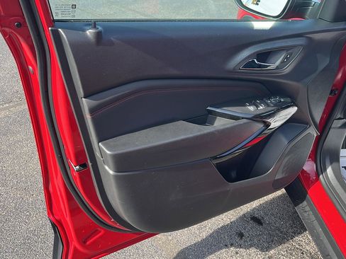 New 2026 Chevrolet Trax RS image 17